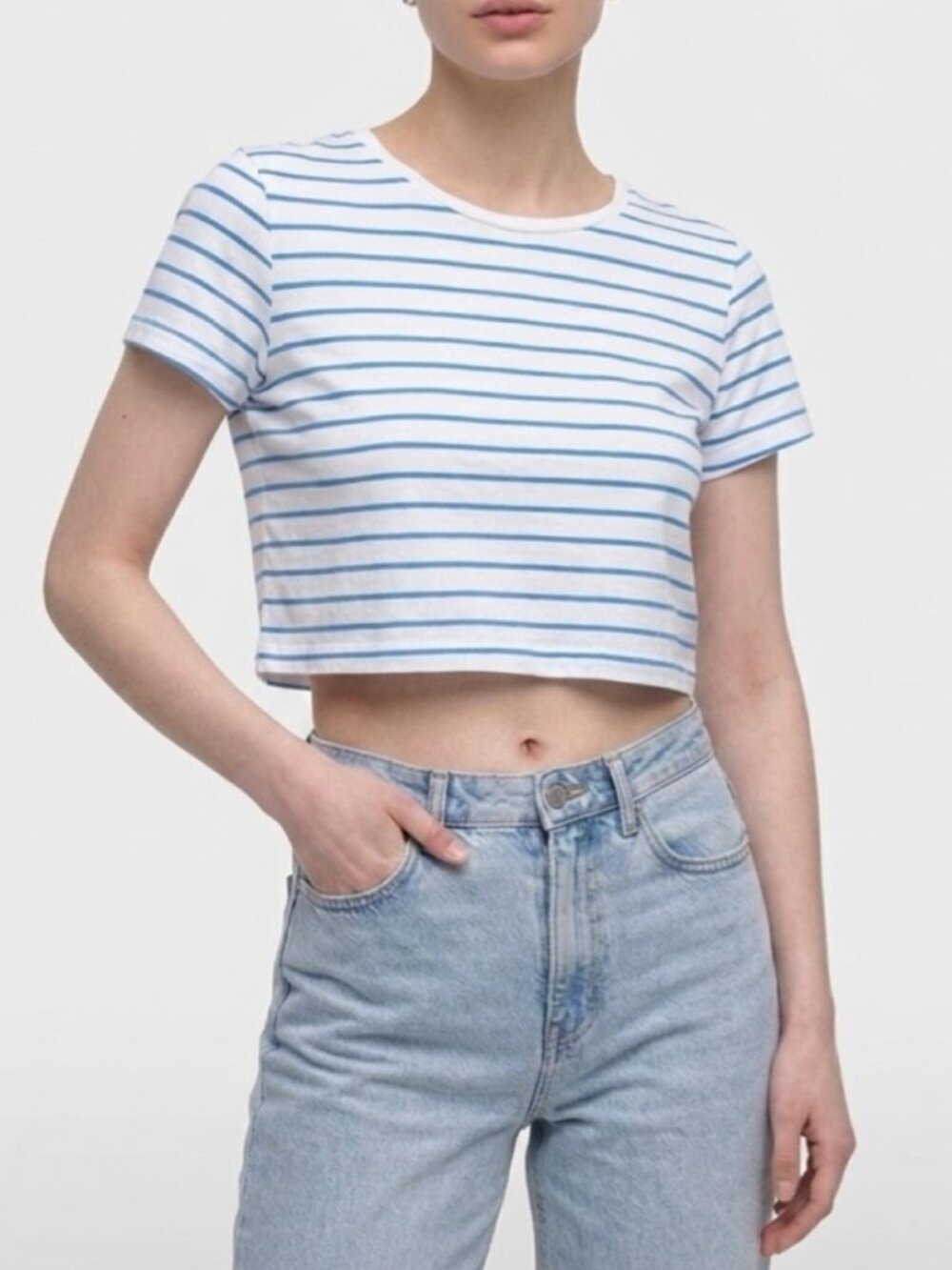 Universal Thread White Crop Top with Blue Stripes, Size M